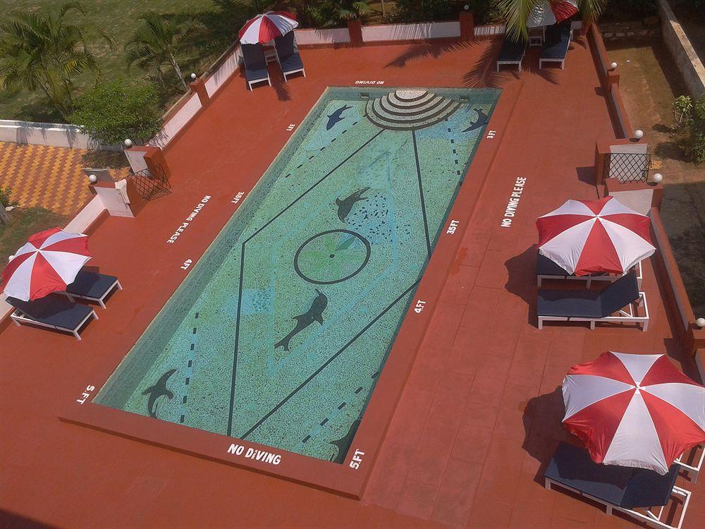 Royal Mirage Beach Resort Candolim Exteriör bild