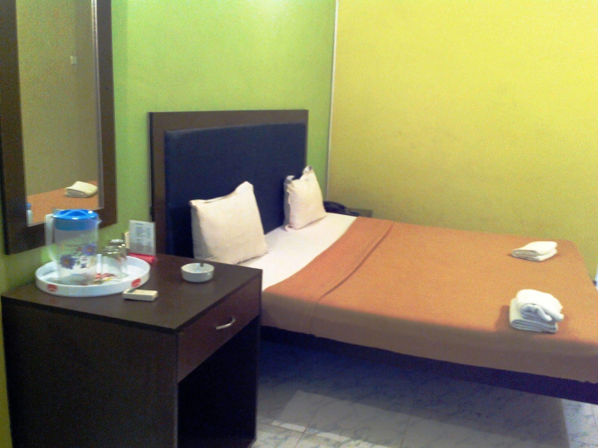 Royal Mirage Beach Resort Candolim Exteriör bild