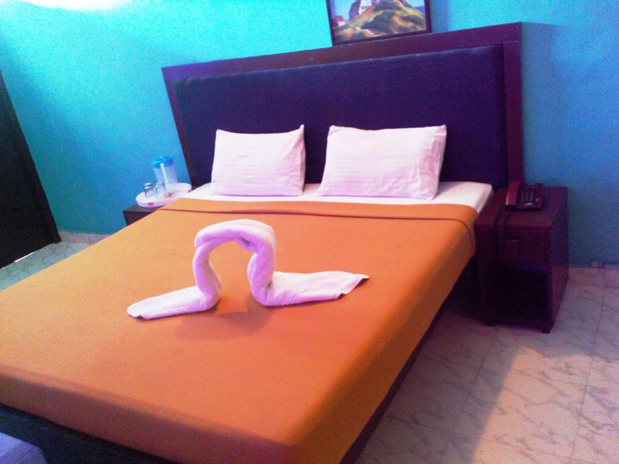 Royal Mirage Beach Resort Candolim Exteriör bild